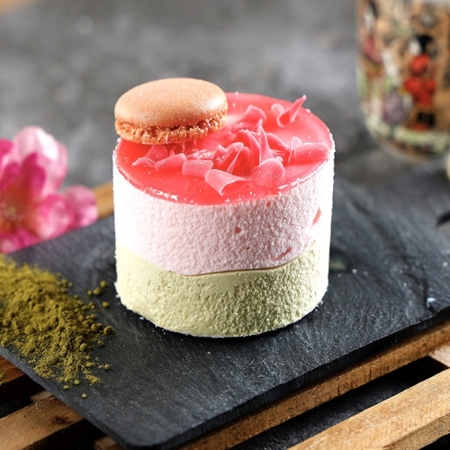 Sakura con té verde