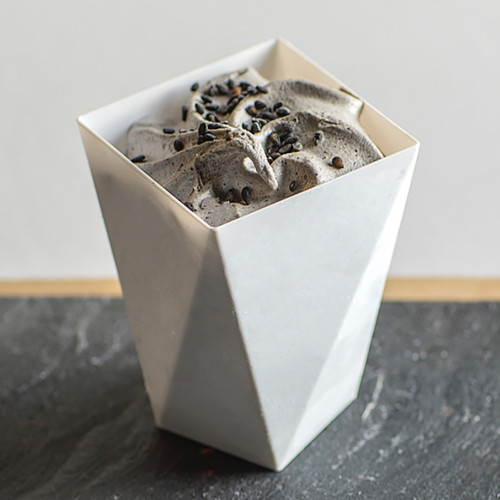 Helado de sésamo tostado